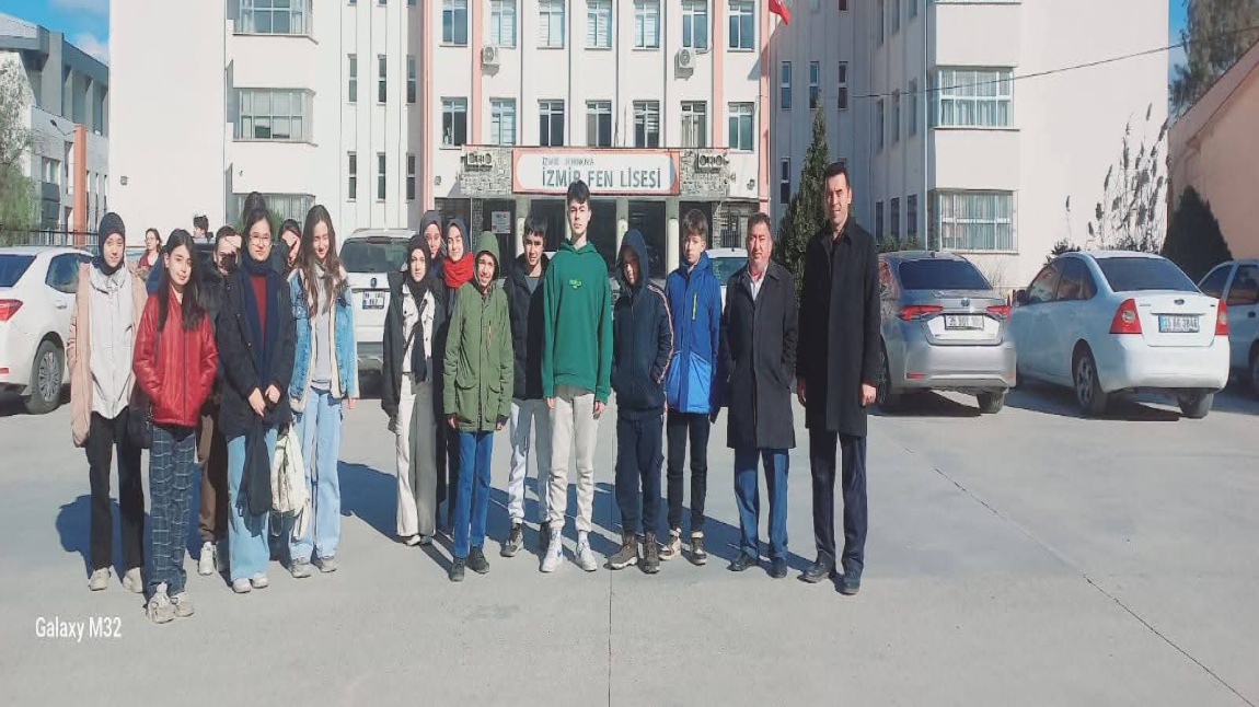 Okul tanıtım çalışmaları kapsamında 8. Sınıf öğrencilerimizle İzmir Fen Lisesi ve Manisa Şehit Fatih Kalu Kız Anadolu İmam Hatip Lisesini ziyaret ettik.